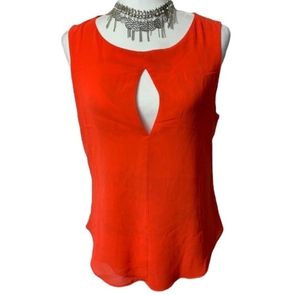 Sanctuary Tops - Sanctuary Keyhole Penguin Tail Zippered Sleeveless Top